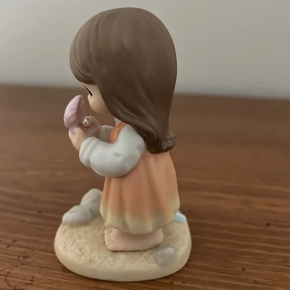 Precious Moment Enesco 1999 The Great Pearl Figurine - Picture 4 of 9
